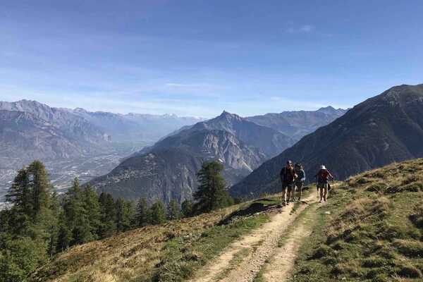 Trekkers on the tour du Mont Blanc